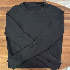 Lululemon black longsleeve
